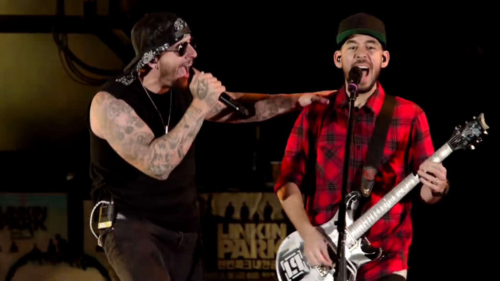 See Linkin Park Play "Faint" With Avenged Sevenfold's M. Shadows and