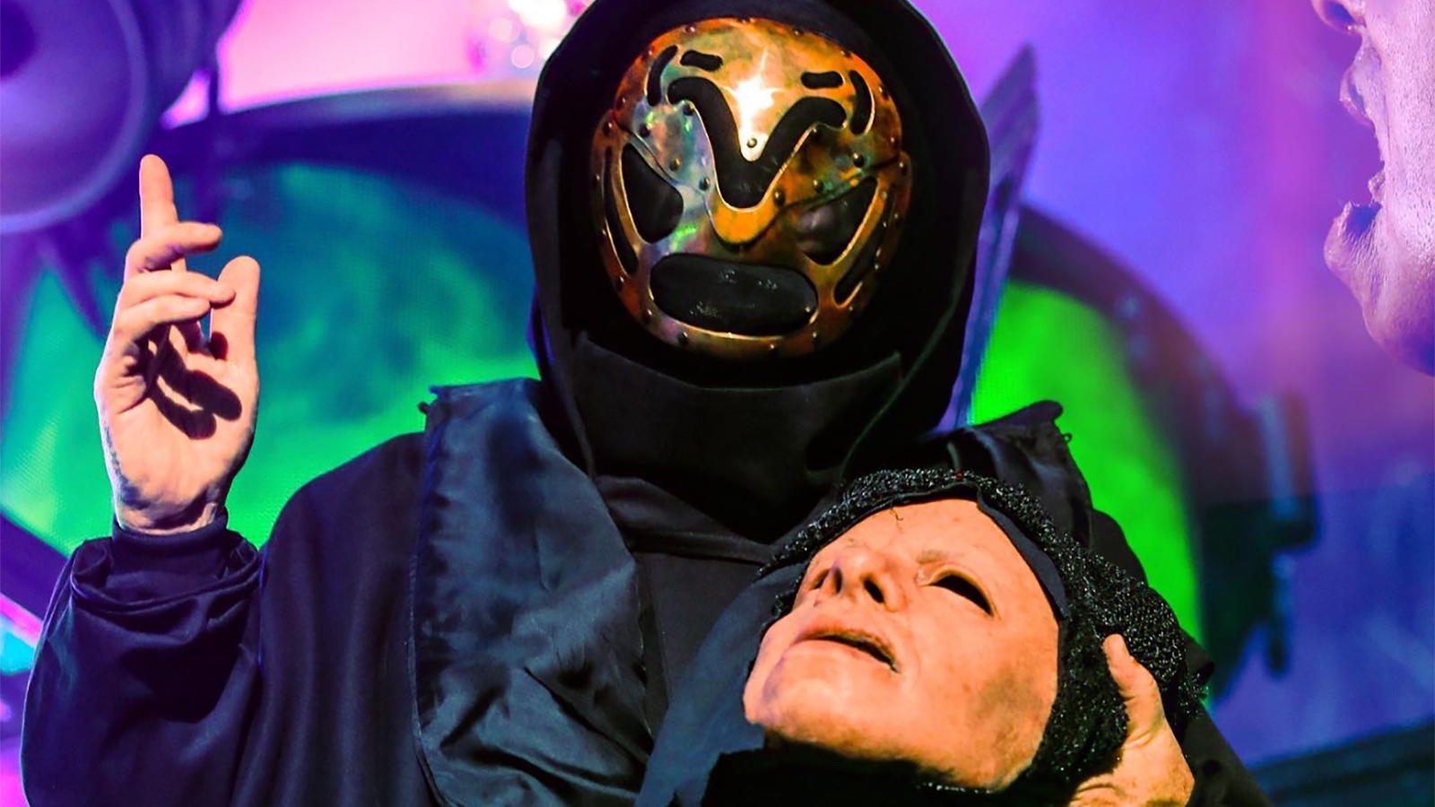 Sid Wilson's Disembodied Human Mask Sings Along to Slipknot Songs