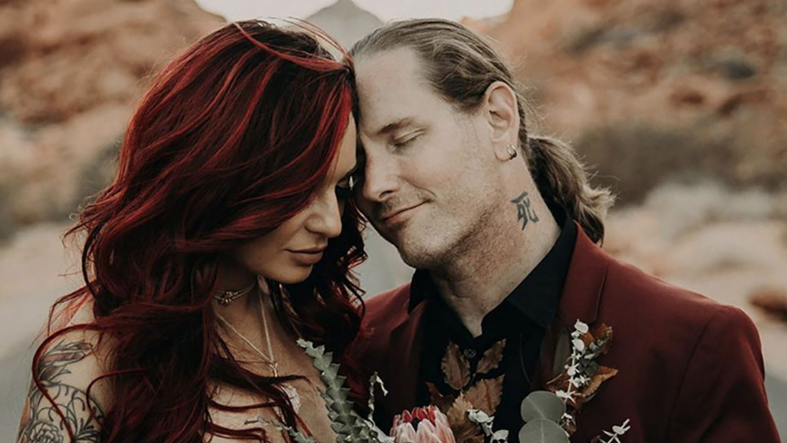 Corey Taylor and Alicia Dove Share Photos and Video of Private Desert ...