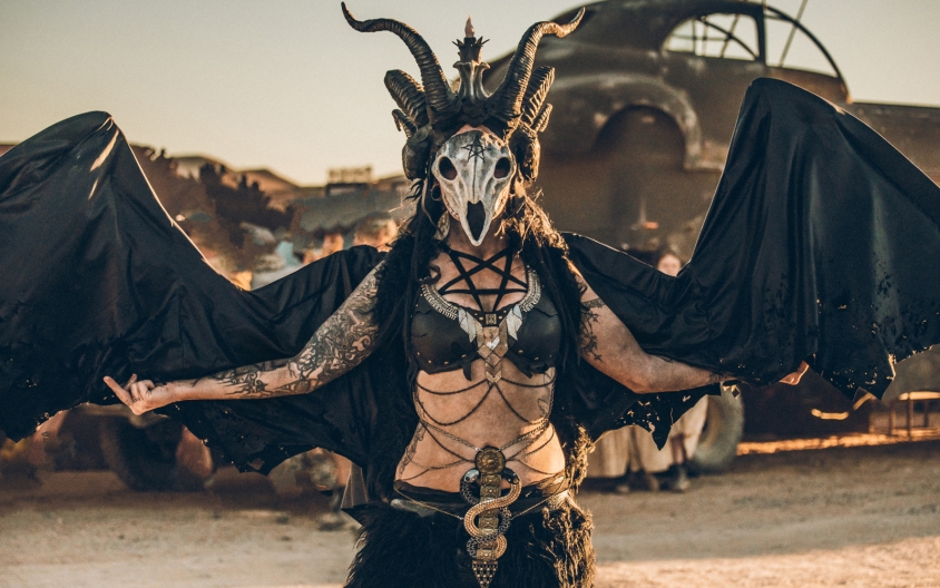 Wasteland Weekend See Insane Photos From Epic 'Mad Max' Desert Party